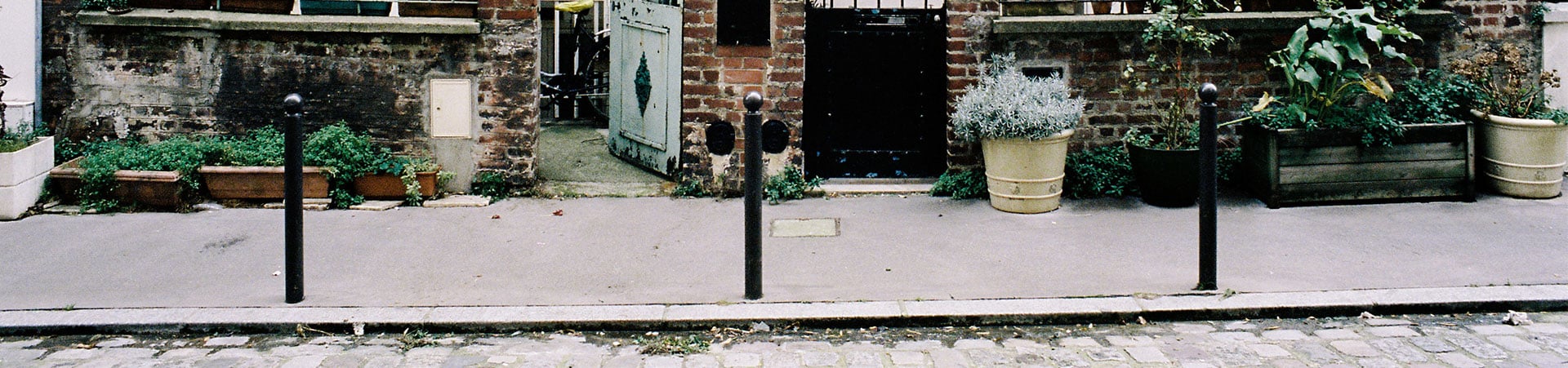 Photo de potelets de la catégorie mobilier urbain de protection et sécurité